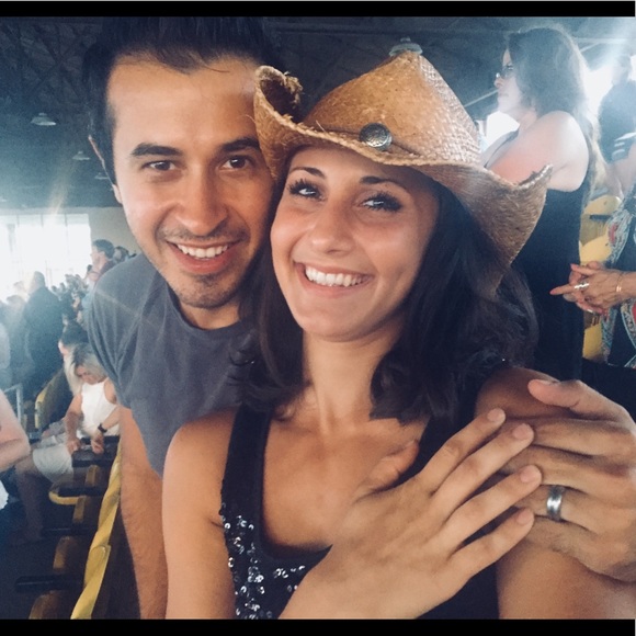 Meet your Posher, Jessica Ekin - Picture 6 of 7